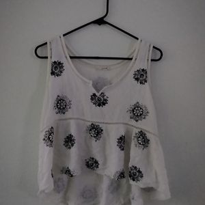 White flowy black flower blouse top